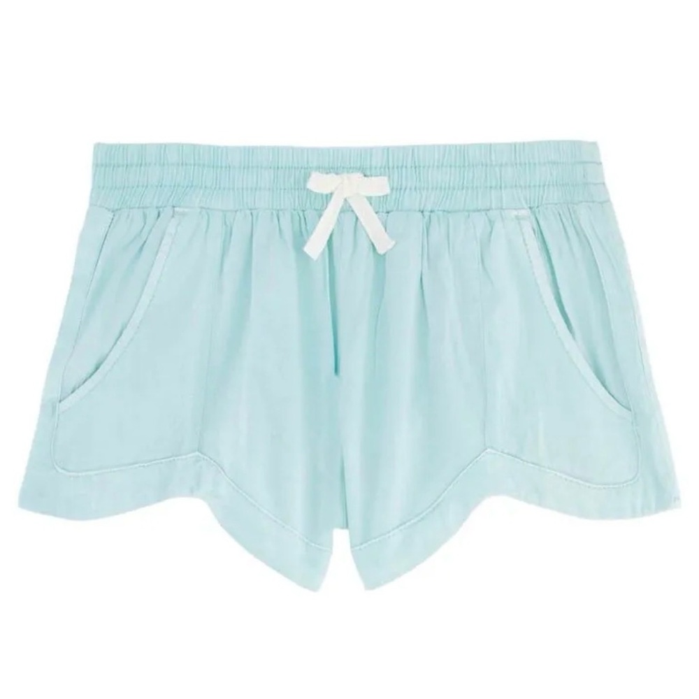 BILLABONG Girls Mad For Your Shorts.       Size M . NEW !